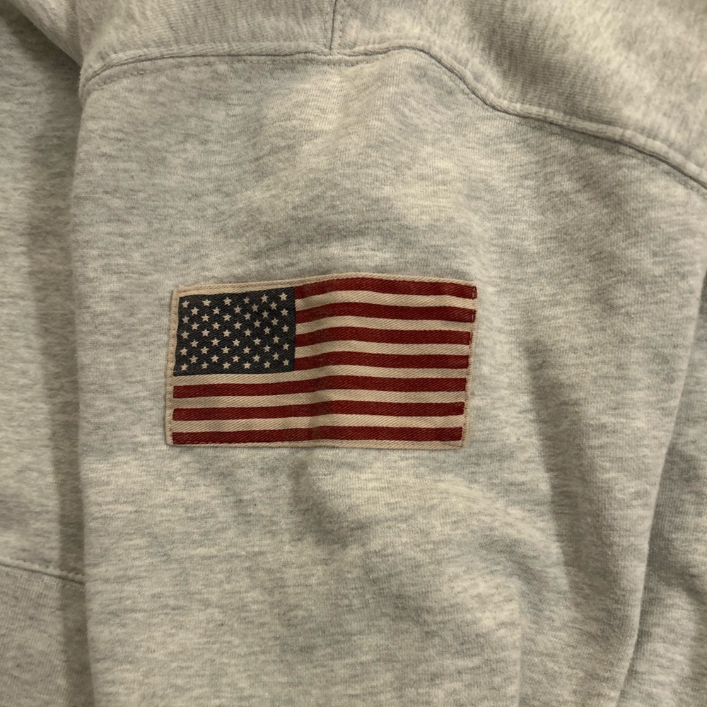 John Galt Erica Off-The-Shoulder Newport Sweatshirt - Picture 4 of 6